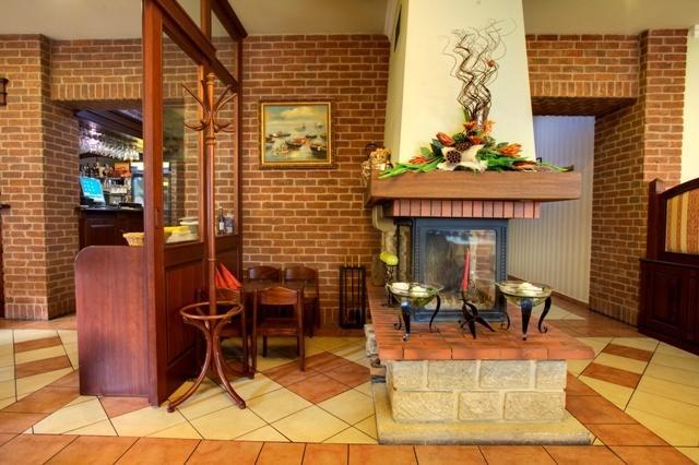 Hotel Tevel Sladkovicovo Bagian luar foto