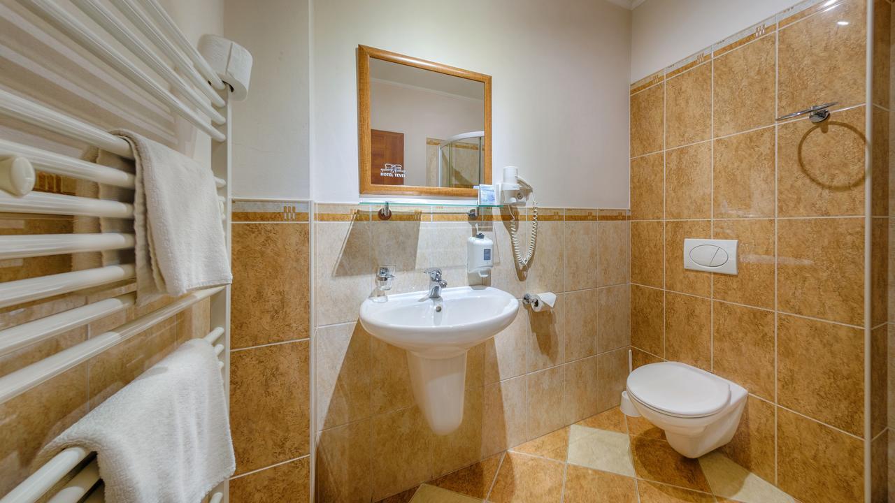 Hotel Tevel Sladkovicovo Bagian luar foto